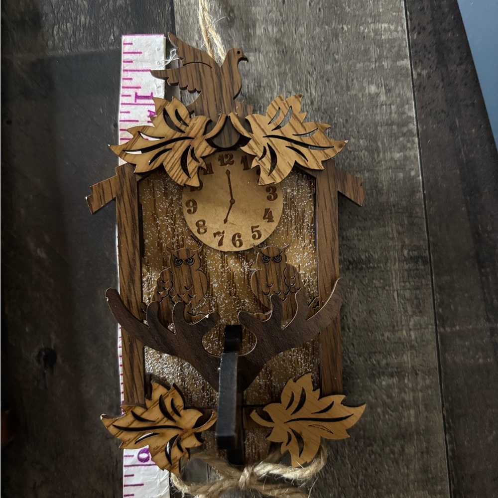 Rustic Brown Cuckoo Clock